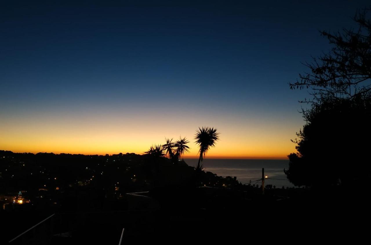 Villa Virage 9 3/4 Saint-Mandrier-sur-Mer Exterior foto